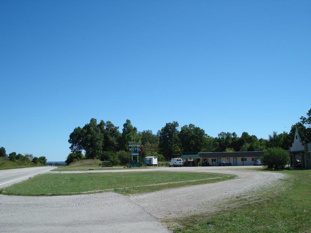 Comfort Green Motel Thayer Exterior foto